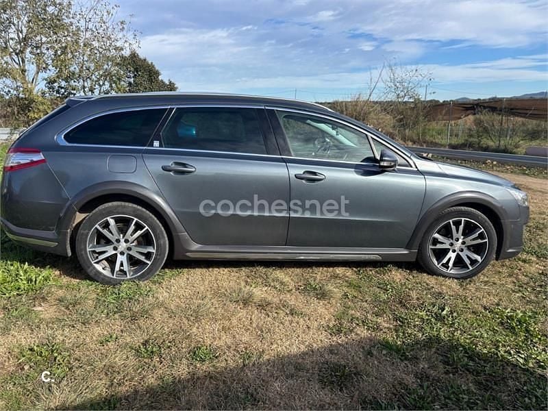 Usado Peugeot 508 RXH 200 CV (147 kW) 2013 Gris / plata Familiar