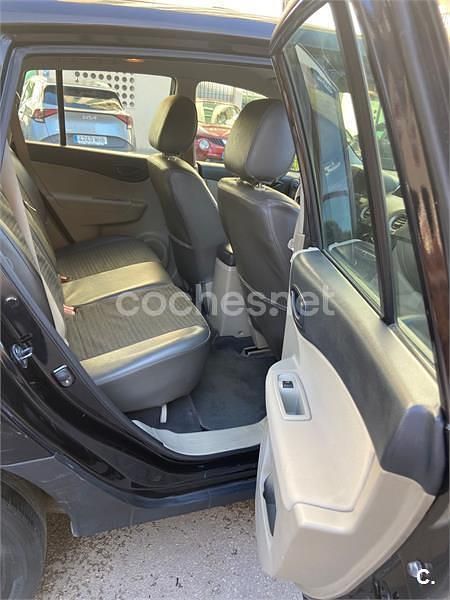 Usado Renault Koleos Dynamique 150 CV (110 kW) 2010 Negro SUV