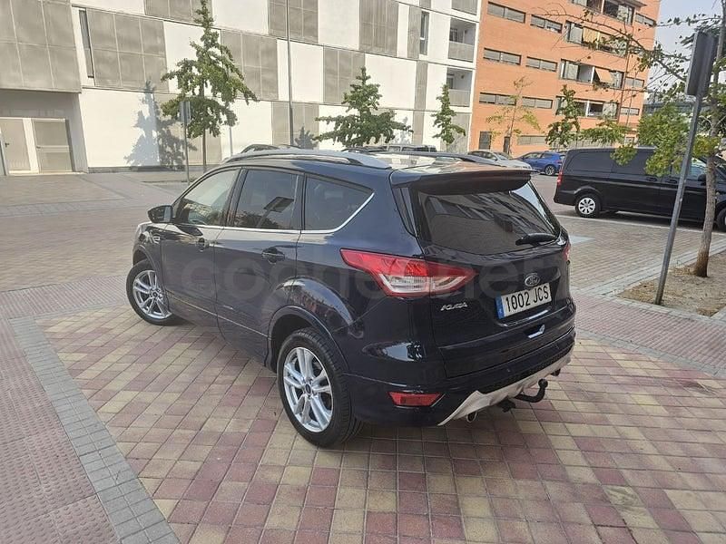 Usado Ford Kuga S 180 CV (132 kW) 2015 Azul SUV