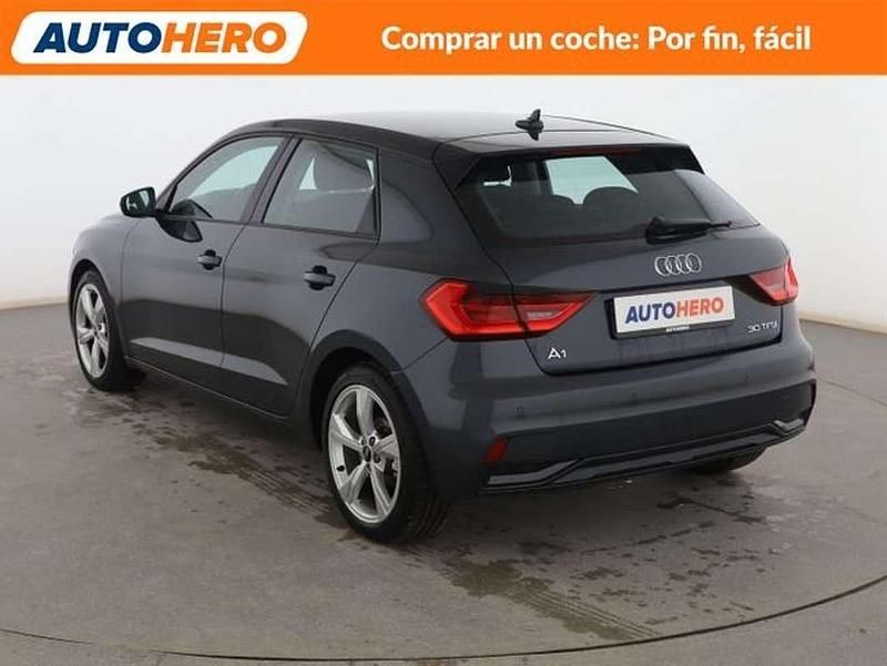 Usado Audi A1 Advanced 110 CV (80 kW) 2021 Gris SUV