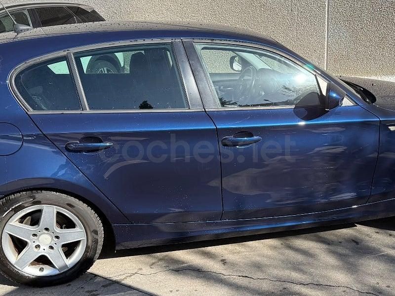 Usado BMW 116 Sport Line 122 CV (89 kW) 2010 Azul Utilitario