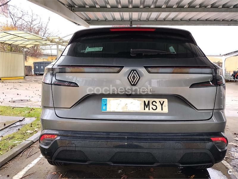 Usado Renault Austral Evolution 158 CV (116 kW) 2024 Gris / plata SUV