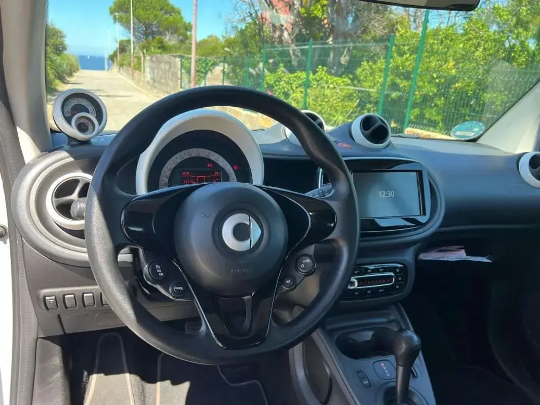 Usado Smart ForTwo Electric Drive 60 kW (82 CV) 2018 Blanco Coupe