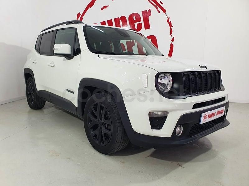 Usado Jeep Renegade Night Eagle 150 CV (110 kW) 2022 Blanco SUV