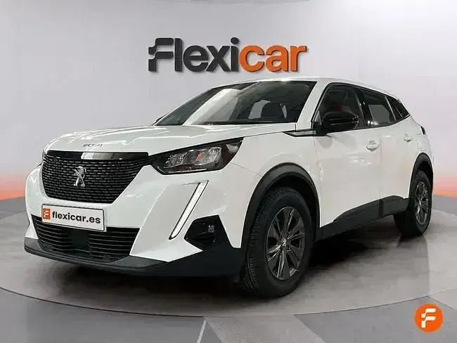 Usado Peugeot 2008 Active 110 CV (80 kW) 2022 Blanco SUV