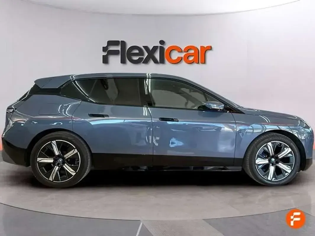 Usado BMW iX 239 kW (326 CV) 2023 Gris SUV