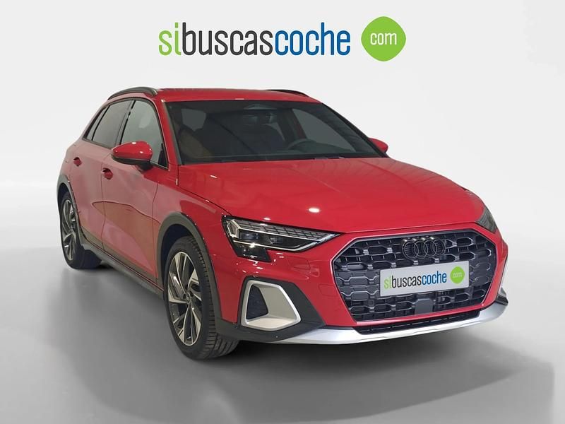 Nuevo Audi A3 e-tron Advanced 204 CV (150 kW) 2026 Rojo Utilitario