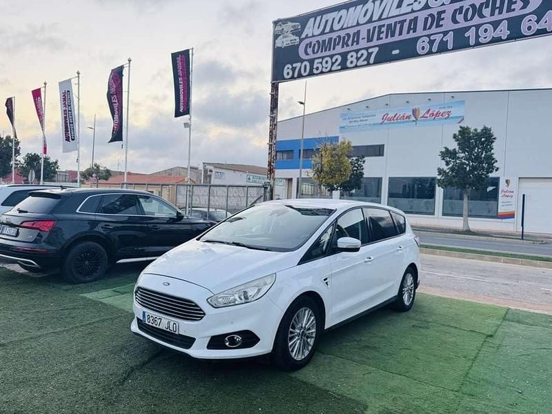 Usado Ford S-MAX Titanium 150 CV (110 kW) 2016 Blanco Monovolumen