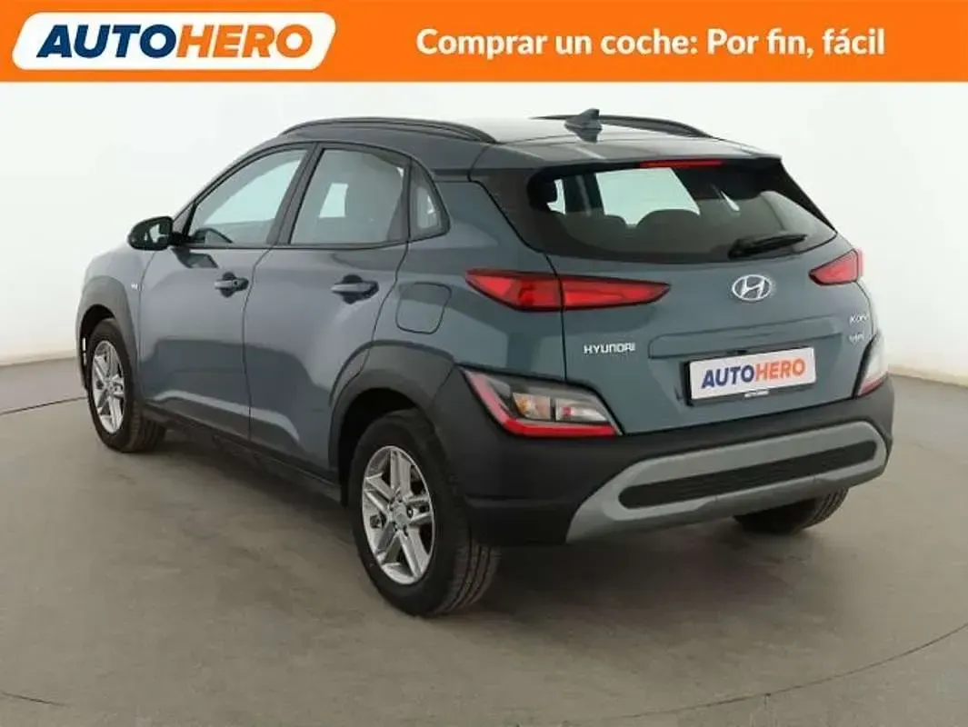 Usado Hyundai Kona 120 CV (88 kW) 2022 Verde SUV