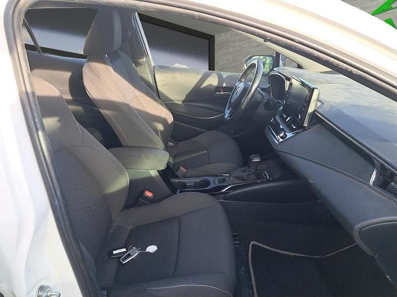 Usado Toyota Corolla Active 122 CV (89 kW) 2020 Blanco