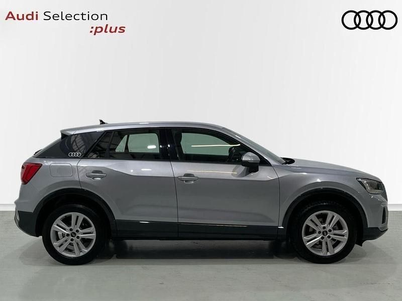 Usado Audi Q2 Advanced Plus 110 CV (80 kW) 2022 Gris SUV