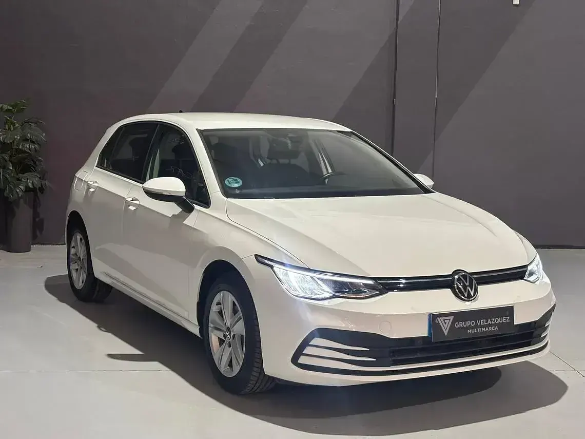 Usado VW Golf VIII 115 CV (84 kW) 2022 Blanco Berlina