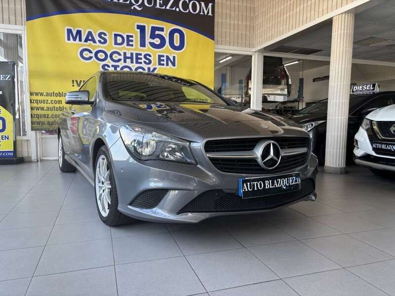 Gris Usado 2013 Mercedes CLA220 Berlina | 17.500 € (Precio justo) - Imagen 1/4