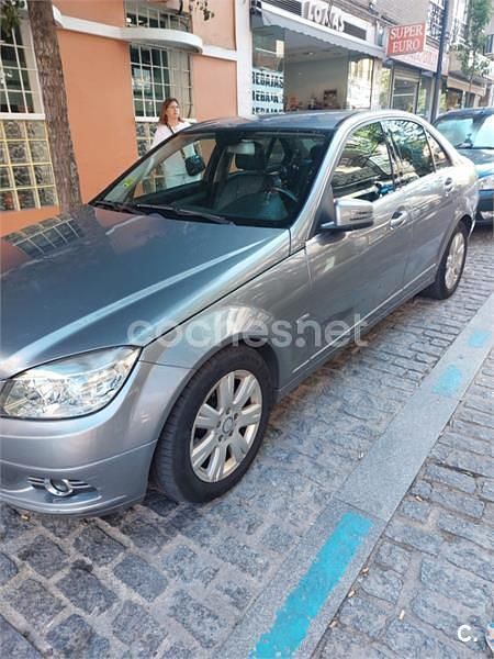 Gris / plata Usado 2010 Mercedes C200 Avantgarde Berlina | 7900 € (Buen precio) - Imagen 1/4