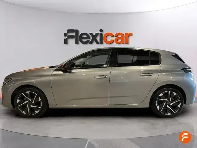 Usado Peugeot 308 Allure 130 CV (95 kW) 2024 Gris