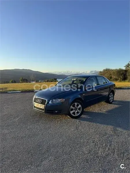 Usado Audi A4 115 CV (84 kW) 2006 Azul Berlina