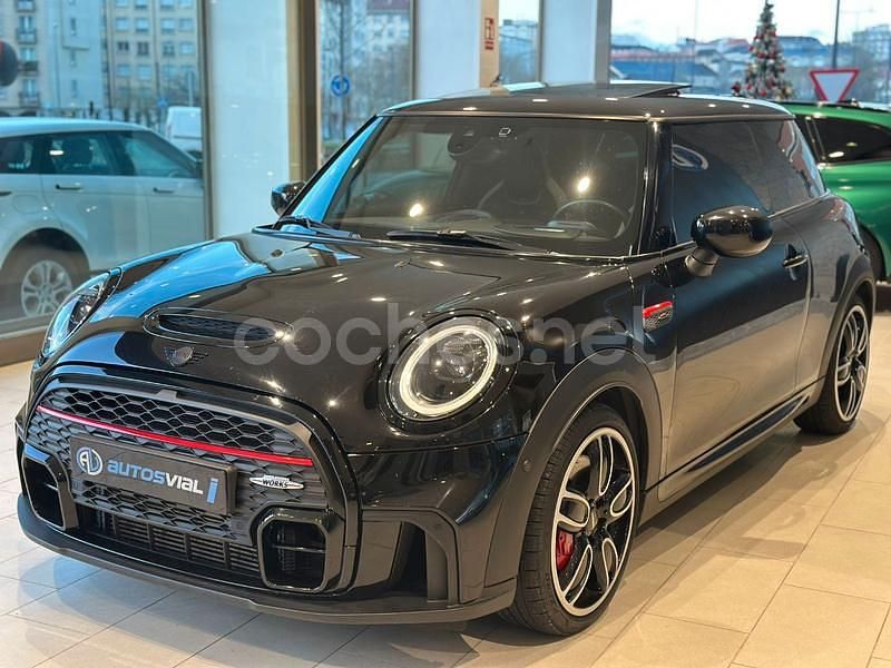 Usado Mini John Cooper Works 231 CV (169 kW) 2023 Negro Utilitario