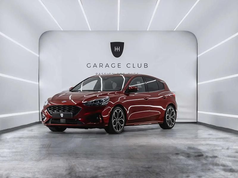 Usado Ford Focus ST-Line 125 CV (91 kW) 2020 Granate Berlina