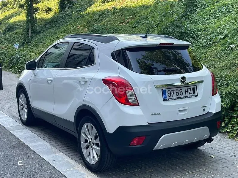 Usado Opel Mokka Excellence 140 CV (102 kW) 2014 Blanco SUV