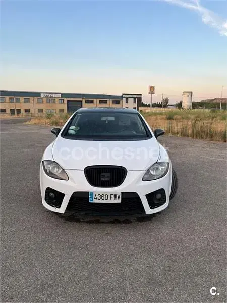 Usado Seat Leon FR 170 CV (125 kW) 2007 Blanco Utilitario