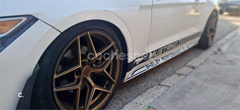 Usado Ford Mustang 314 CV (230 kW) 2017 Blanco Descapotable