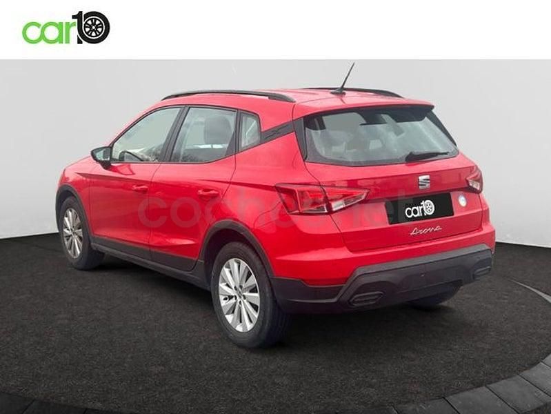 Usado Seat Arona Reference 95 CV (69 kW) 2021 Rojo SUV