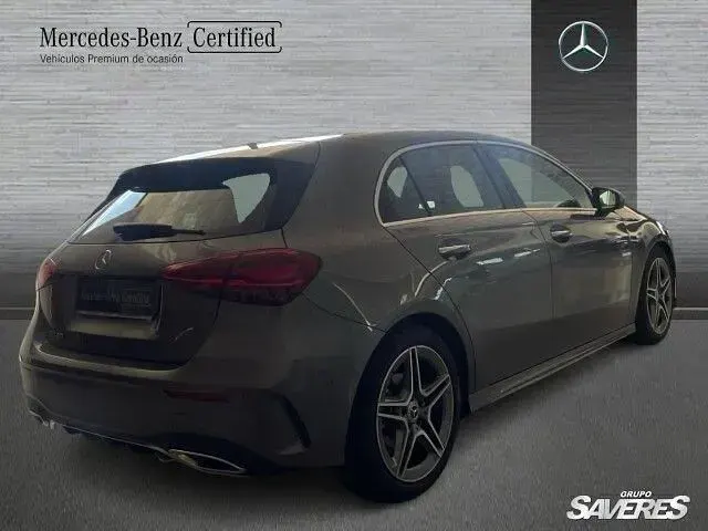 Usado Mercedes A180 136 CV (100 kW) 2026 Gris montaña