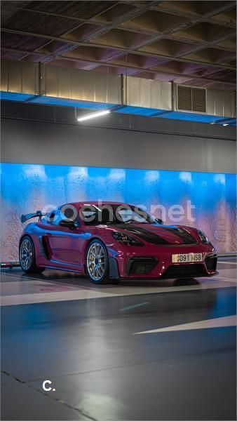 Violeta / lila Usado 2024 Porsche 718 Cayman GT4 Coupe | 220.000 € - Imagen 1/4