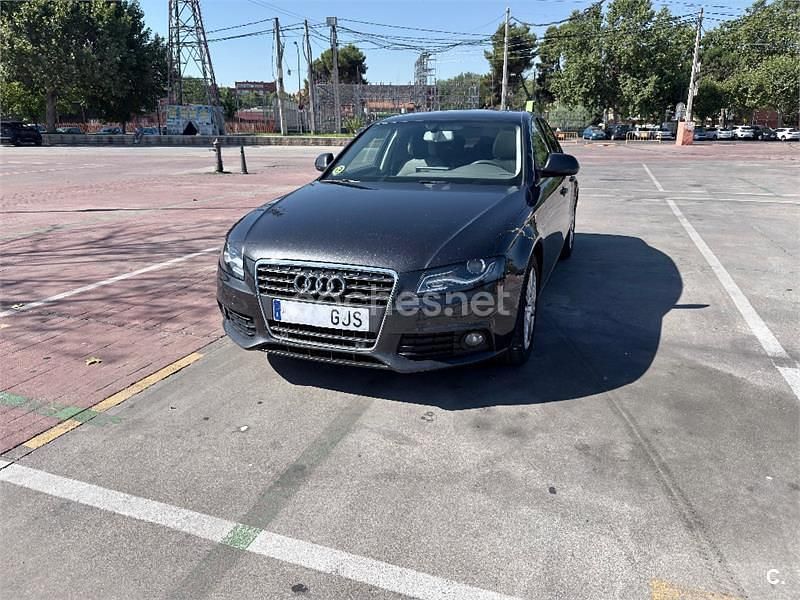 Gris / plata Usado 2008 Audi A4 Berlina | 8900 € (Buen precio) - Imagen 1/4