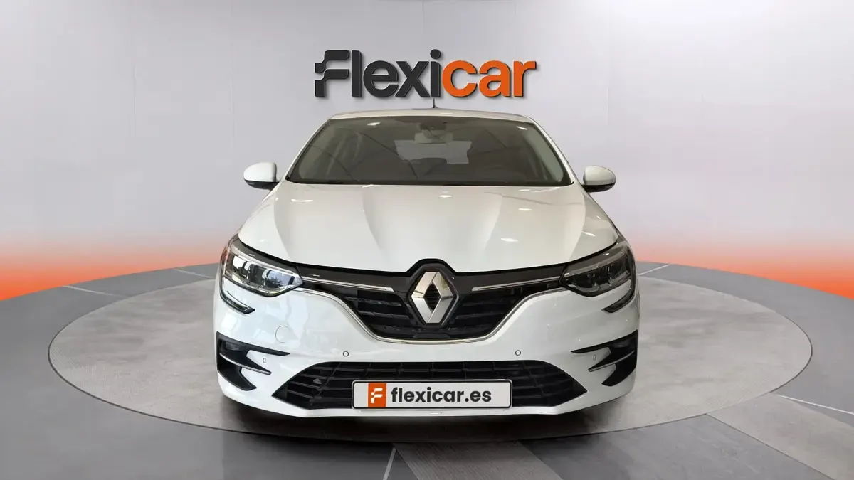 Usado Renault Mégane II Business 115 CV (84 kW) 2021 Blanco Berlina