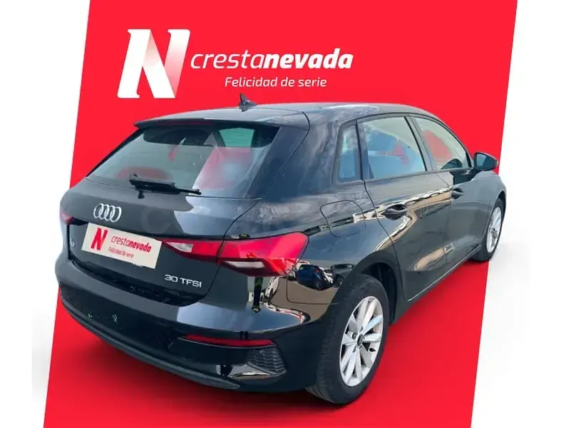 Usado Audi A3 Premium 110 CV (80 kW) 2022 Negro Berlina