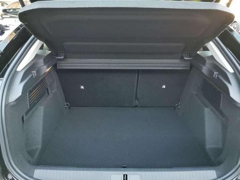 Nuevo Citroën C4 111 CV (81 kW) 2025 Negro SUV