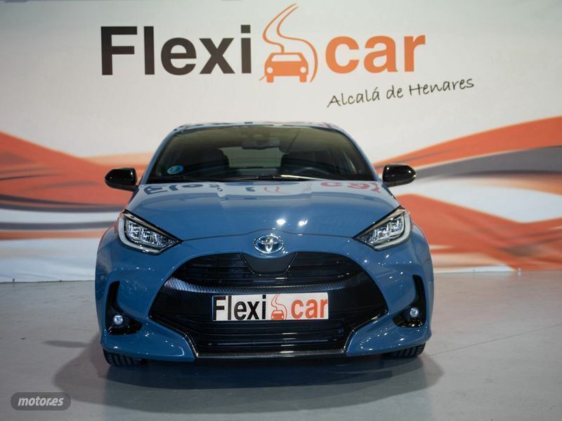 Usado Toyota Yaris Hybrid Style 116 CV (85 kW) 2021 Azul Berlina