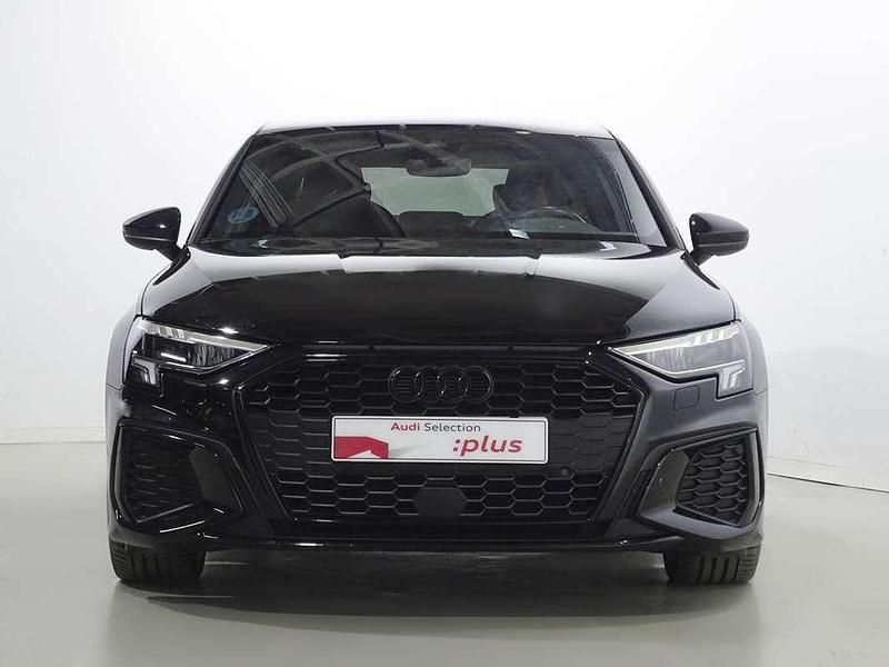 Usado Audi A3 S-Line 150 HP (110 kW) 2024 Preto Sedan