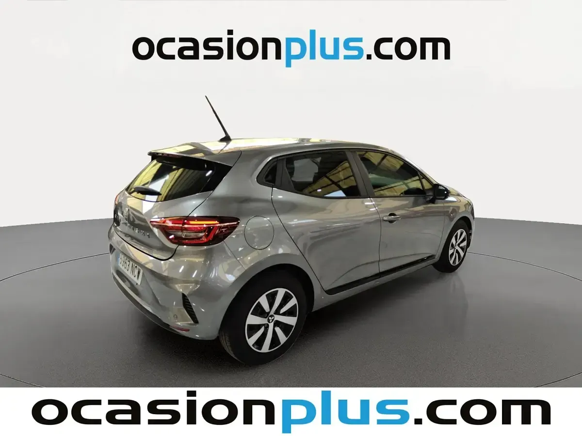 Usado Mitsubishi Colt Motion 90 CV (66 kW) 2025 Gris Utilitario