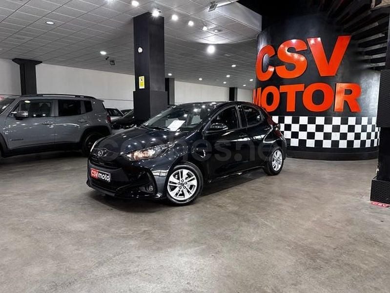 Usado Mazda 2 Center-Line 116 HP (85 kW) 2023 Preto Sedan