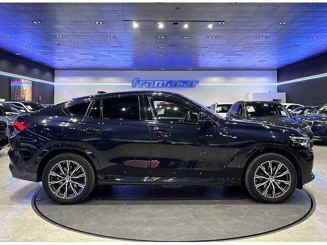 Usado BMW X6 Sport Line 286 CV (210 kW) 2023 Negro SUV