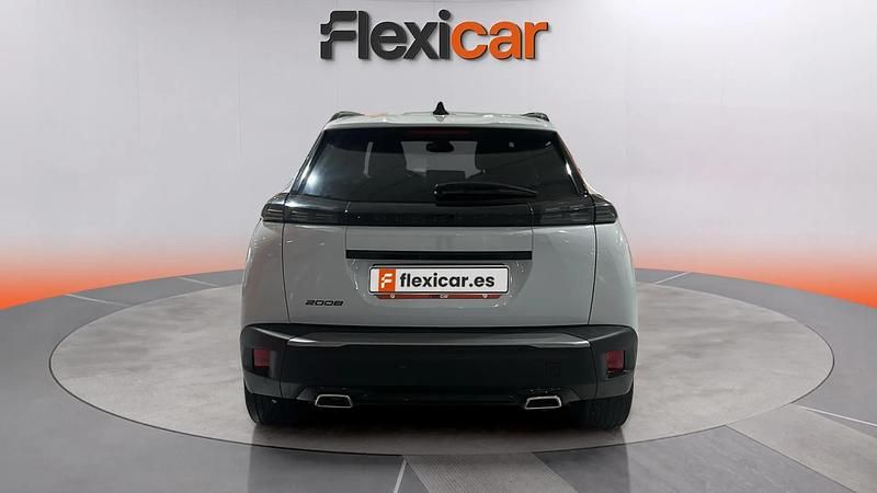 Usado Peugeot 2008 Allure 131 CV (96 kW) 2024 Blanco SUV
