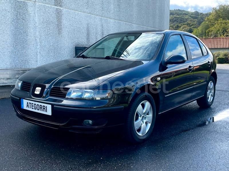 Negro Usado 2006 Seat Leon Sport Berlina | 4999 € (Buen precio) - Imagen 1/4