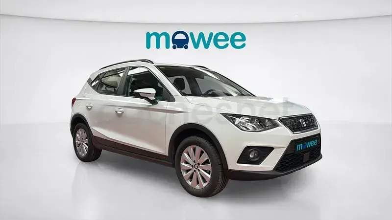 Usado Seat Arona Style 95 CV (69 kW) 2020 Blanco SUV