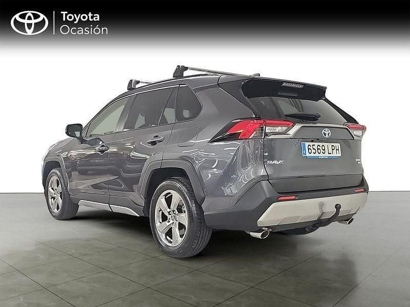 Usado Toyota RAV4 Advance 222 CV (163 kW) 2021 Gris oscuro SUV