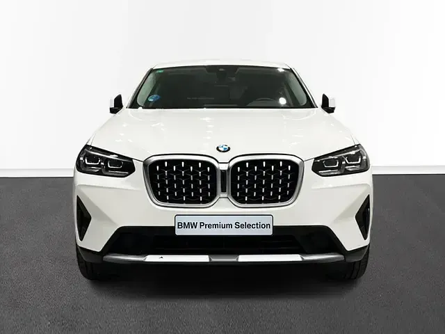 Usado BMW X4 Comfort Edition 190 HP (139 kW) 2022 SUV