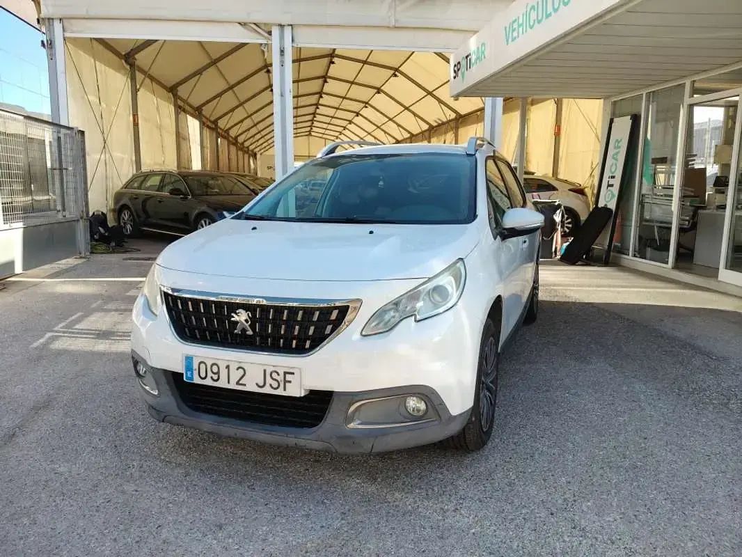 Usado Peugeot 2008 Active 82 CV (60 kW) 2016 SUV