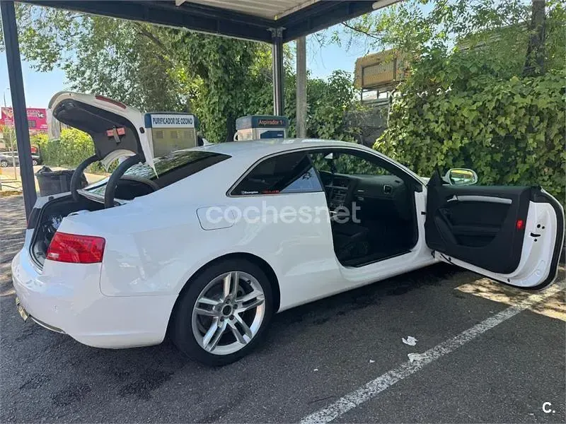 Usado Audi A5 S-Line 177 CV (130 kW) 2012 Blanco Coupe