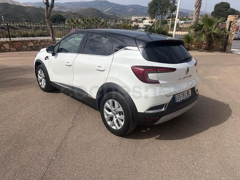 Usado Renault Captur Zen 90 CV (66 kW) 2022 Blanco SUV