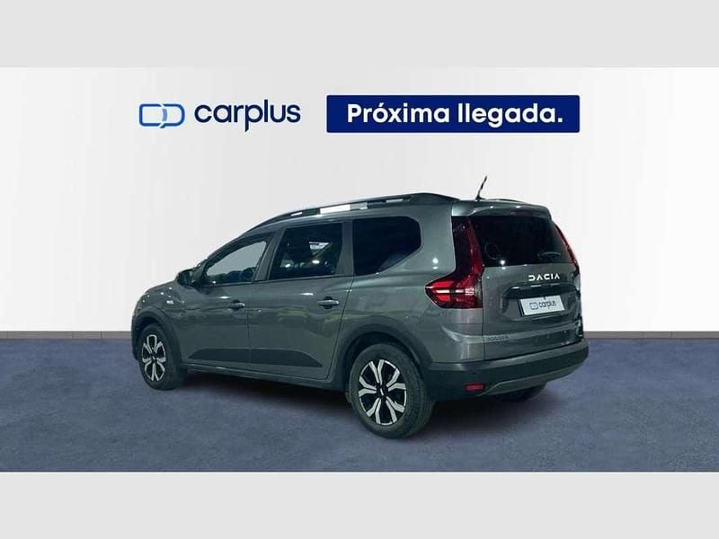 Begagnad Dacia Jogger Expression 110 HK (80 kW) 2024 Grå Minibuss