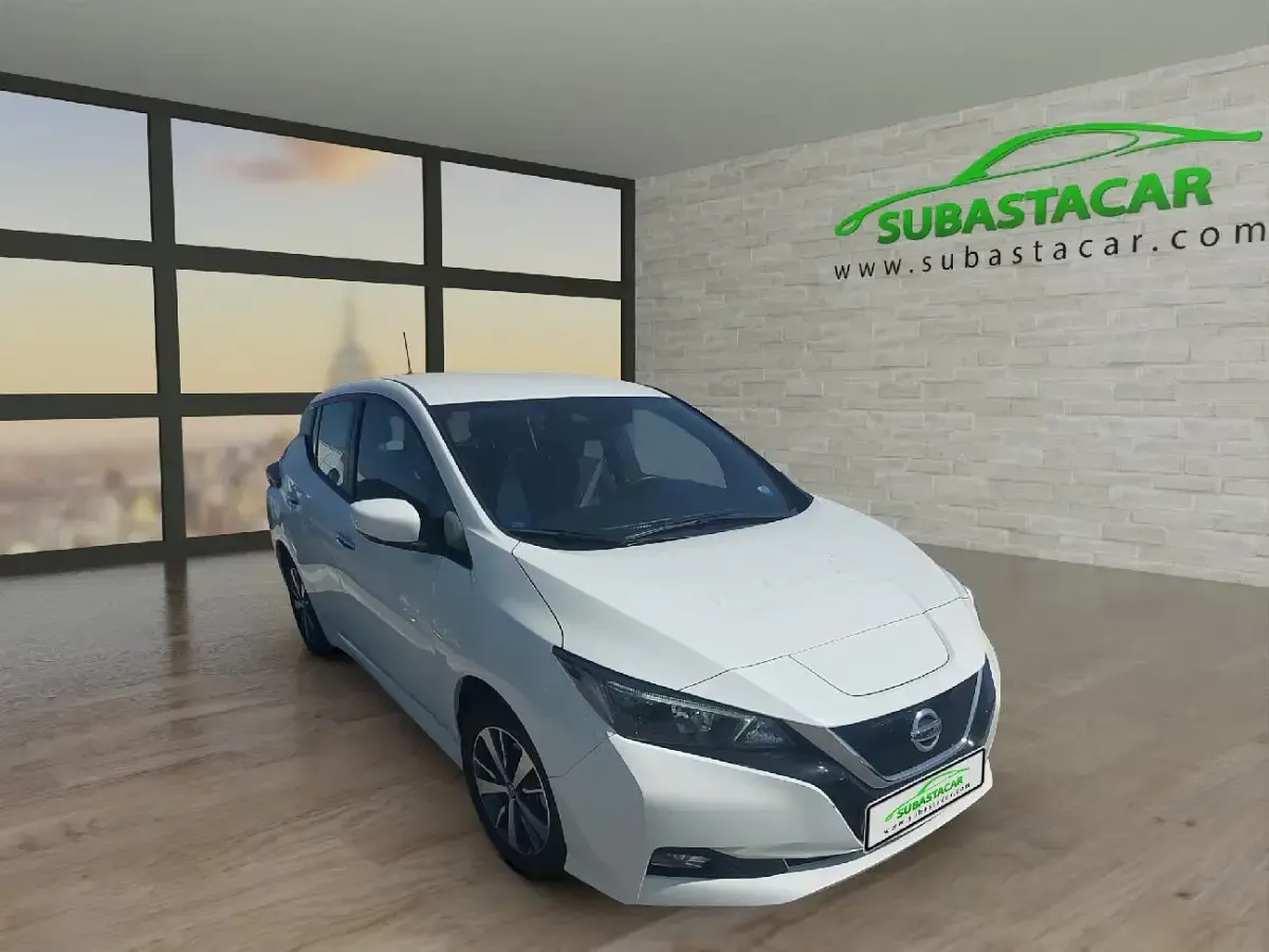 Usado Nissan Leaf Acenta 110 kW (150 CV) 2021 Blanco Utilitario