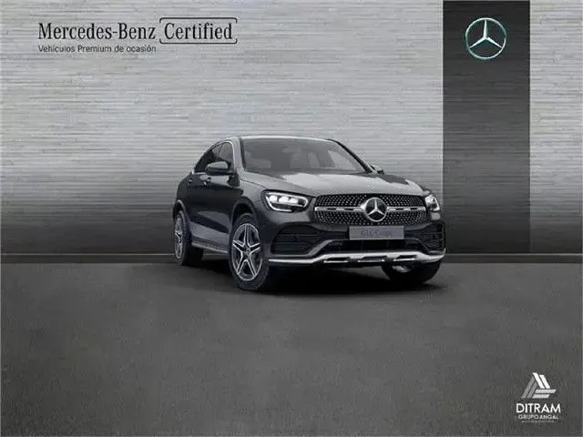 Usado Mercedes GLC300e 306 CV (225 kW) 2023 Gris grafito SUV