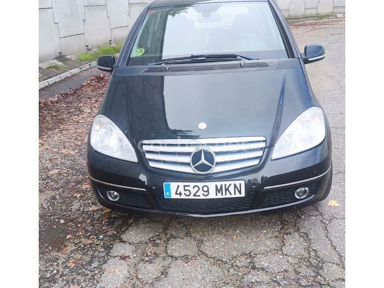 Usado Mercedes A180 Avantgarde 109 CV (80 kW) 2010 Negro Monovolumen