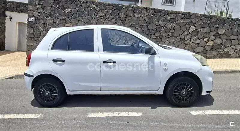 Usado Nissan Micra Acenta 80 CV (58 kW) 2015 Blanco Utilitario